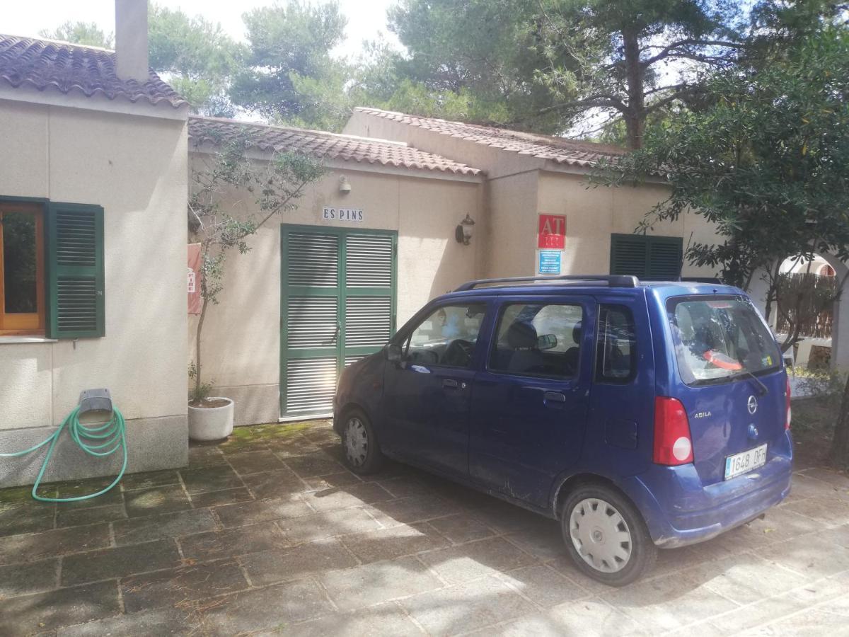 Appartement Es Pins à Cala Blanca  Extérieur photo